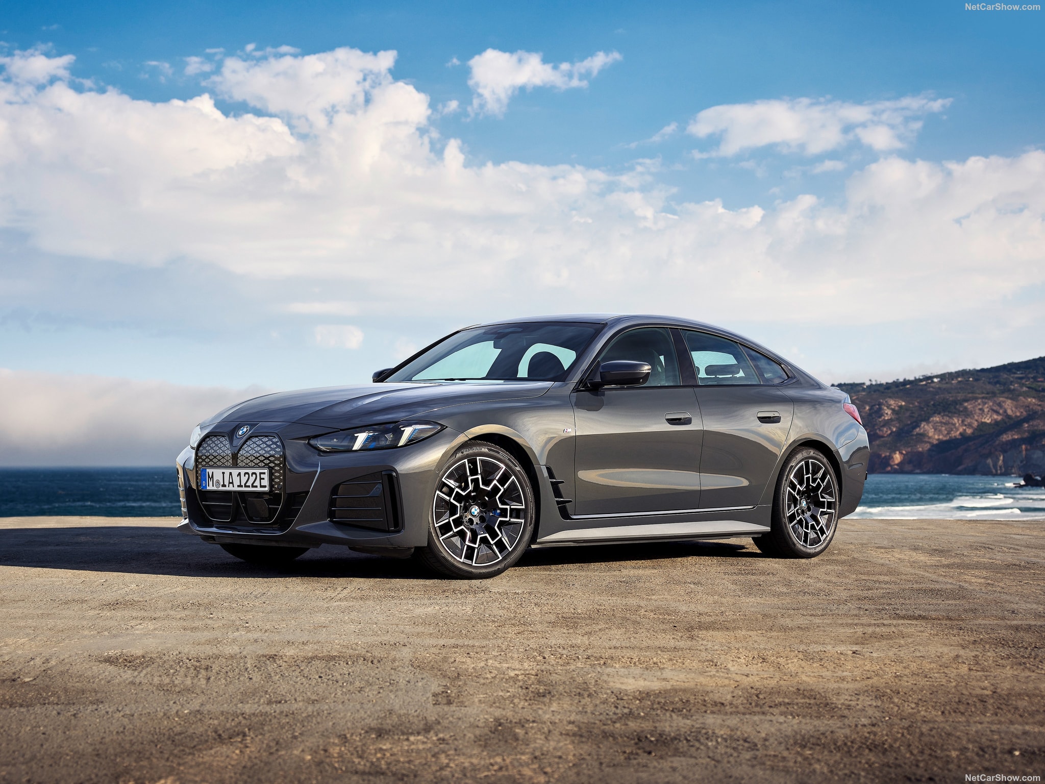 BMW i4 eDrive35