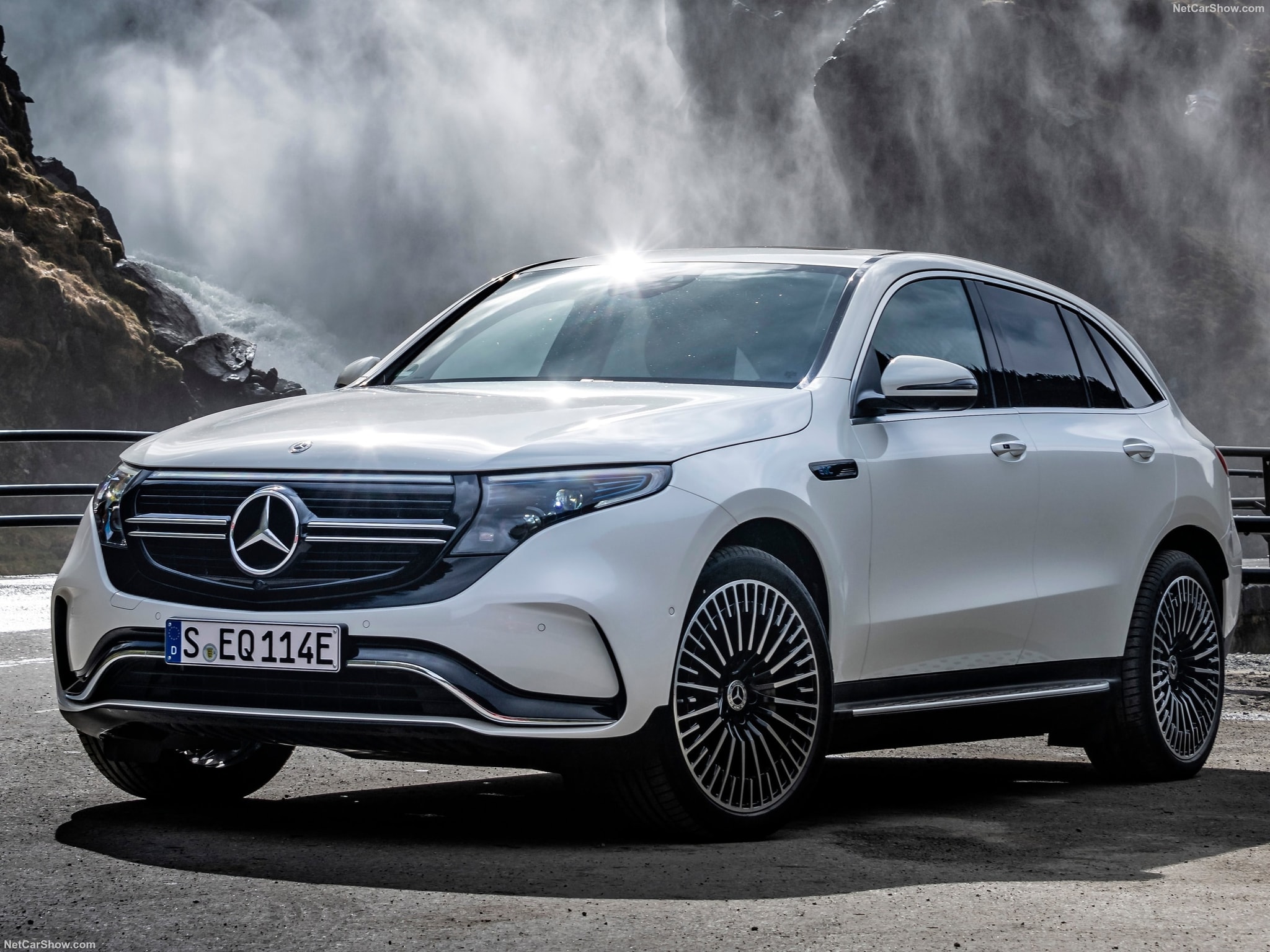 Mercedes-Benz EQC 400