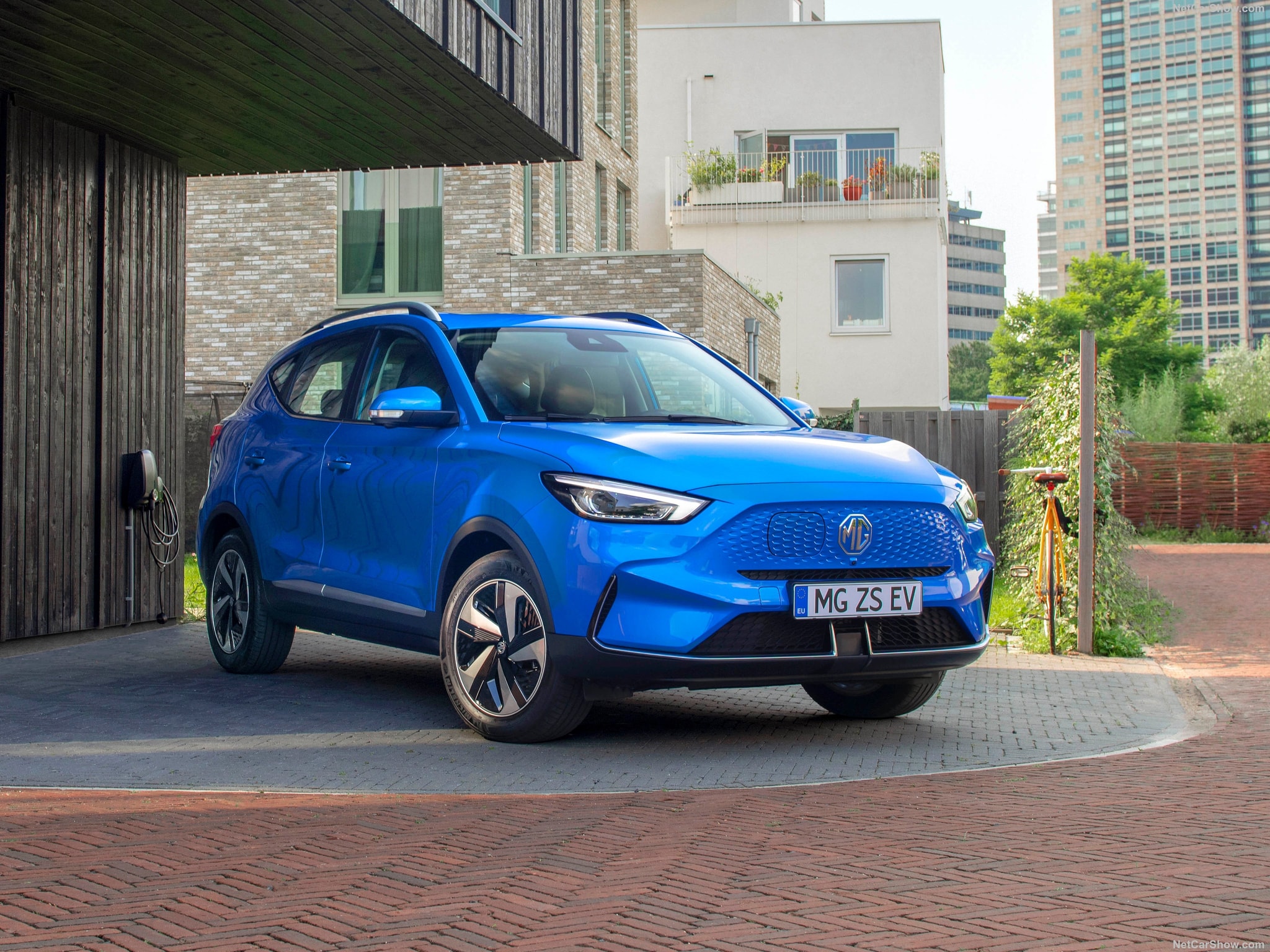 MG ZS EV Standard